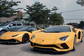 Lamborghini Aventador S giá 40 tỷ tại Việt Nam đi "phượt"